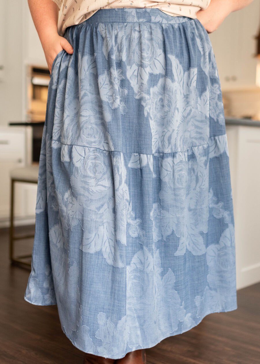 AlexChambrayTieredSkirt_DSC1637.jpg Alex Chambray Tiered Skirt