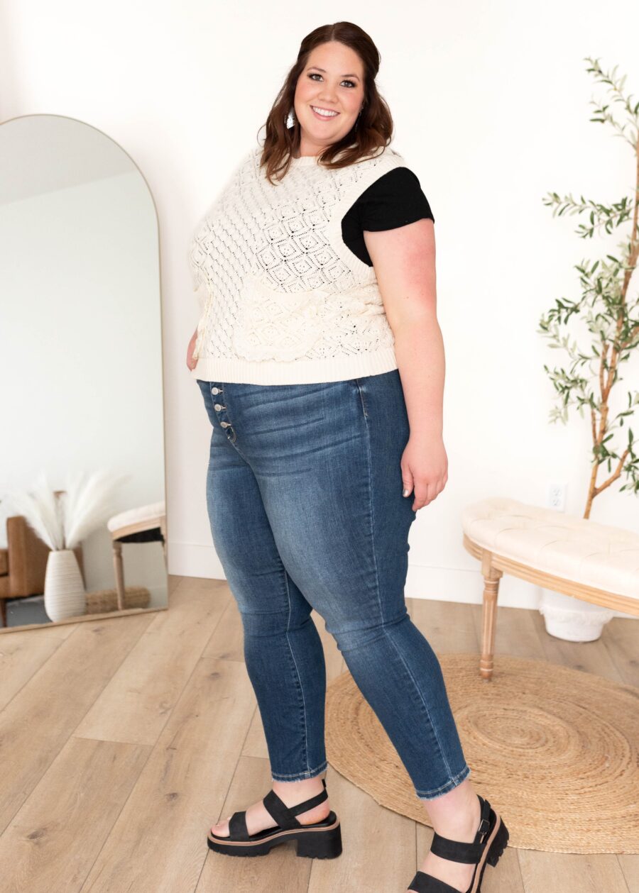 AmiahCreamKnitSweaterVest_DSC3684.jpg Amiah Cream Knit Sweater Vest
