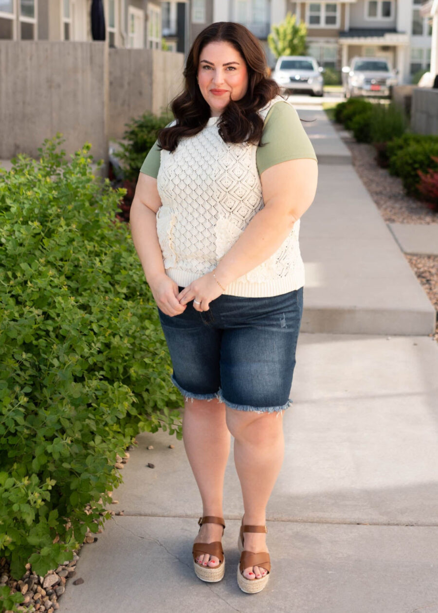 AmiahCreamKnitSweaterVest_DSC7432.jpg Amiah Cream Knit Sweater Vest