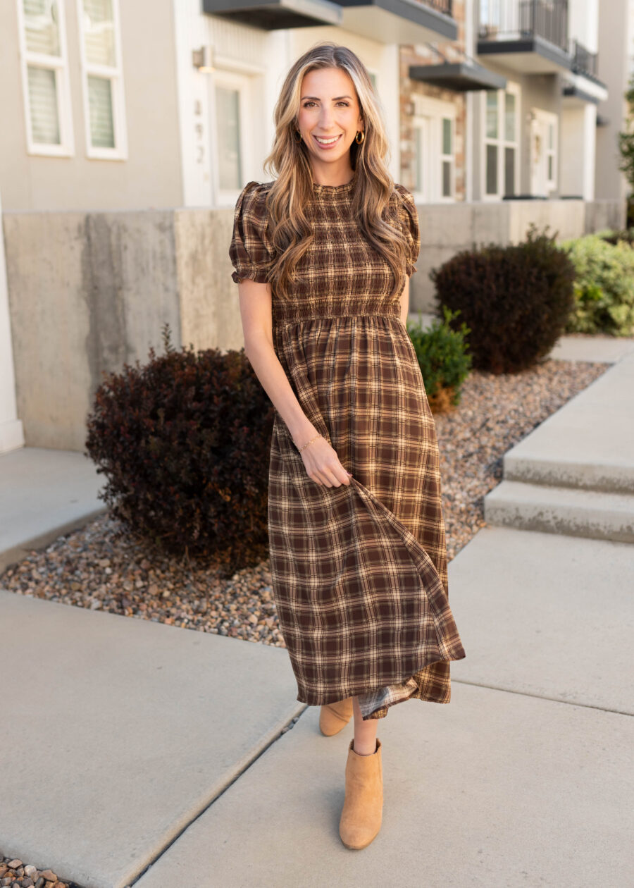 AryahBrownGinghamSmockedDress_DSC9337.jpg Aryah Brown Gingham Smocked Dress