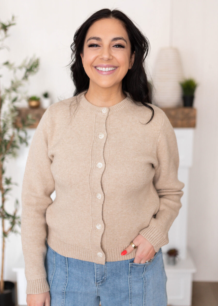 AstridTaupeCardigan_DSC5338.jpg Astrid Taupe Cardigan