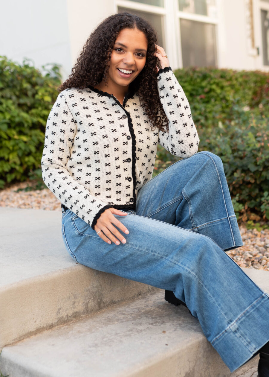 PeytonBlackPatternCardigan_DSC3122.jpg Peyton Black Pattern Cardigan