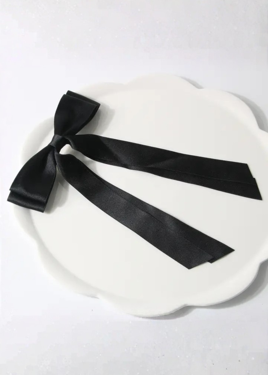 RemiBlackBow.png Remi Black Bow