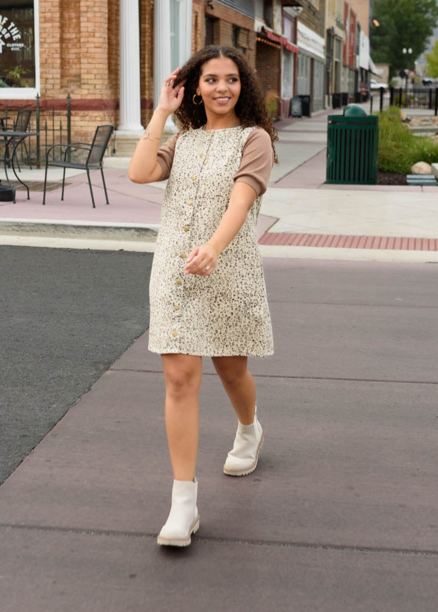 RileyLeopardPrintDress_DSC7032.jpg Riley Leopard Print Dress