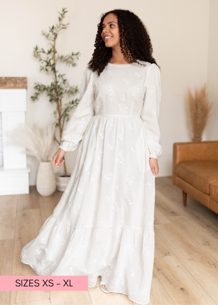 ShelbyWhiteFloralDresswebsiteimages_2.png Shelby White Floral Dress